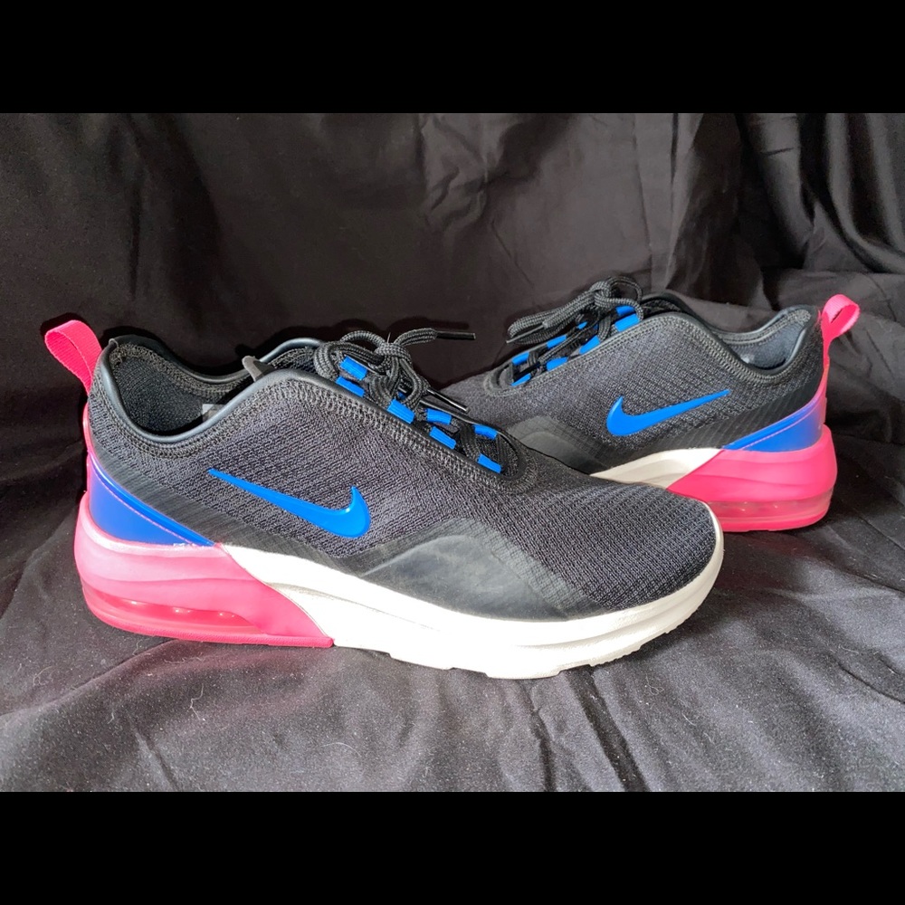 Nike Air Max Motion 2